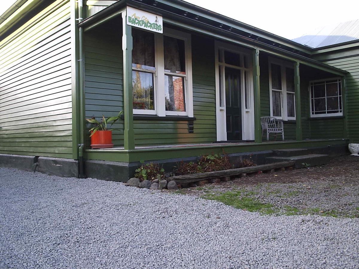 Avon City Backpackers Christchurch Buitenkant foto